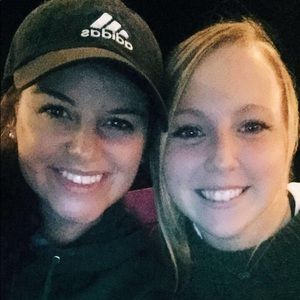 Meet your Posher, Leigh